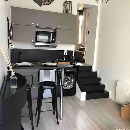 Moderne A Ferrand - 35 M² + Parking Gratuit Apartament *