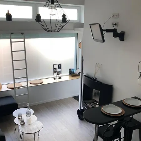 Apartament Moderne A Ferrand - 35 M² + Parking Gratuit