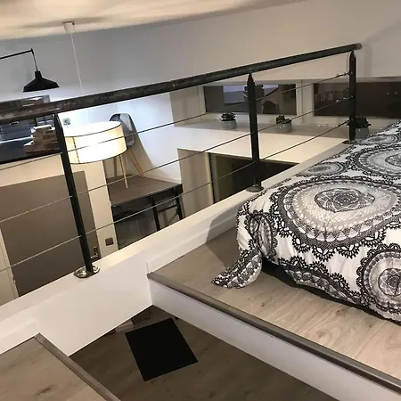 Apartament Moderne A Ferrand - 35 M² + Parking Gratuit *